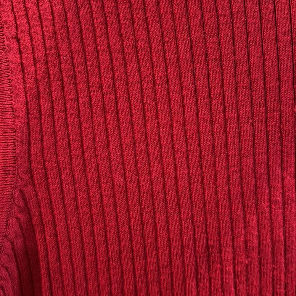 Sleeveless turtleneck - Picture 3 of 3